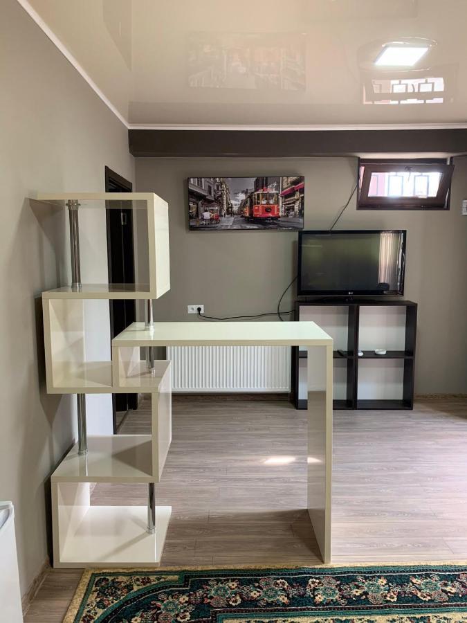 Bed and Breakfast Art Hole Kutaissi Exterior foto