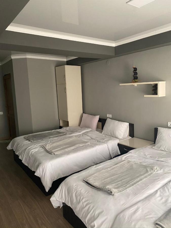 Bed and Breakfast Art Hole Kutaissi Exterior foto