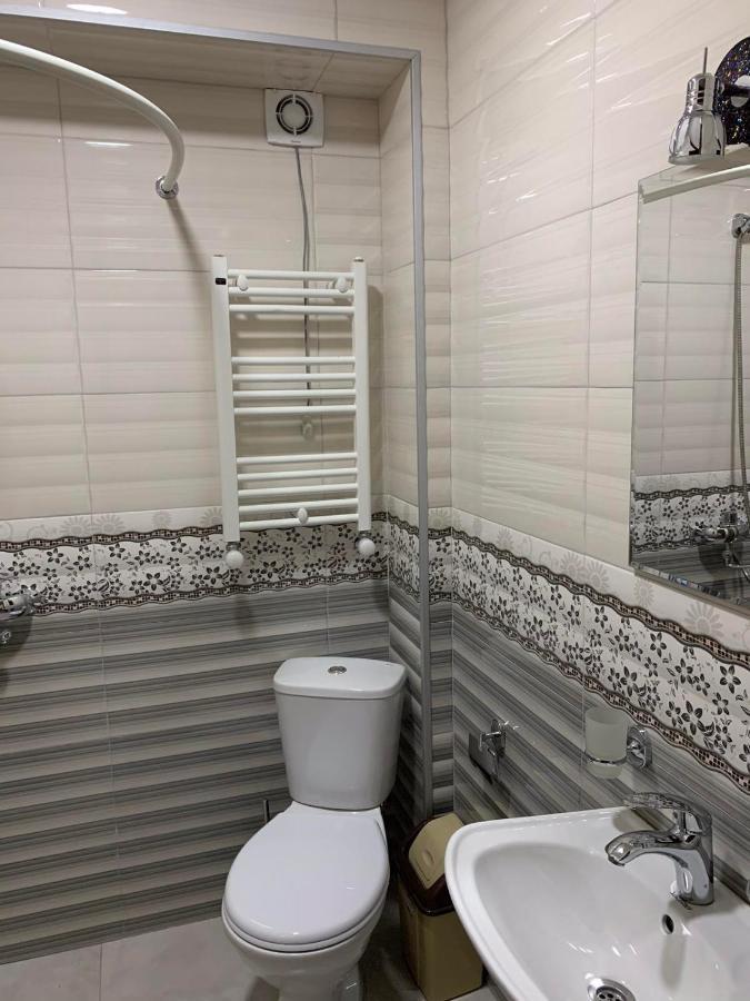 Bed and Breakfast Art Hole Kutaissi Exterior foto