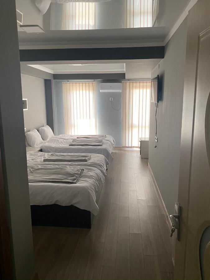 Bed and Breakfast Art Hole Kutaissi Exterior foto
