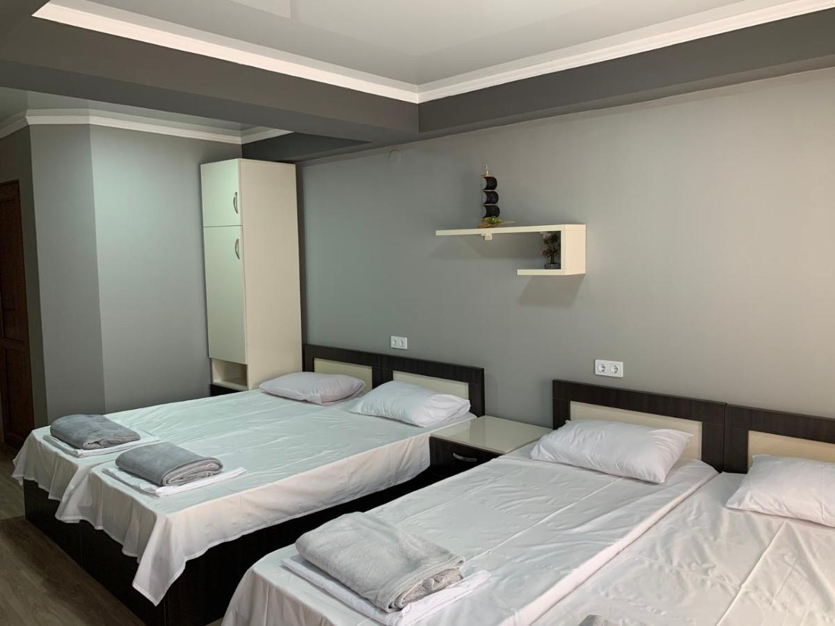 Bed and Breakfast Art Hole Kutaissi Exterior foto
